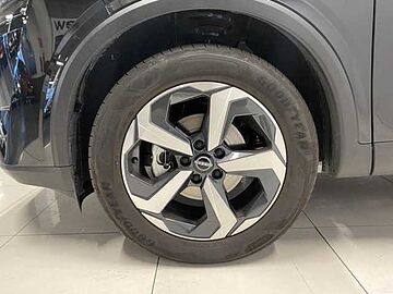 Nissan Qashqai Qashqai MHEV N-Connecta 2021 Midnight black (metalizado)