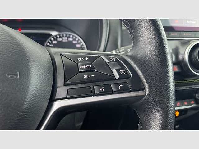Nissan JUKE DIG-T 84 kW (114 CV) 6M/T Kiiro