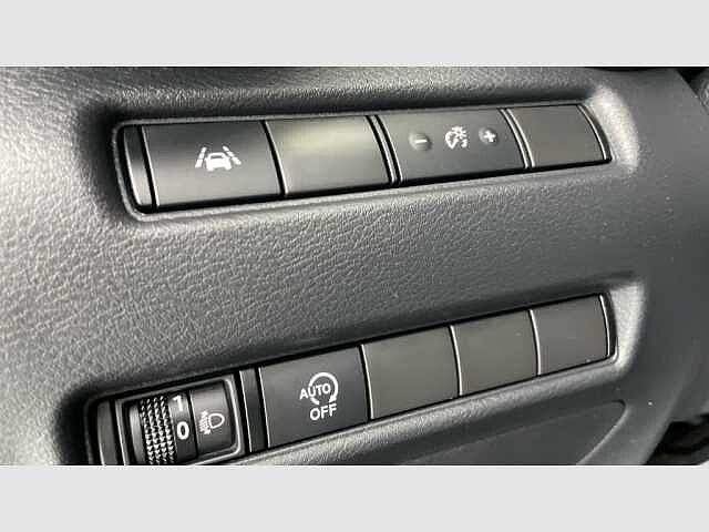 Nissan JUKE DIG-T 84 kW (114 CV) 6M/T Kiiro