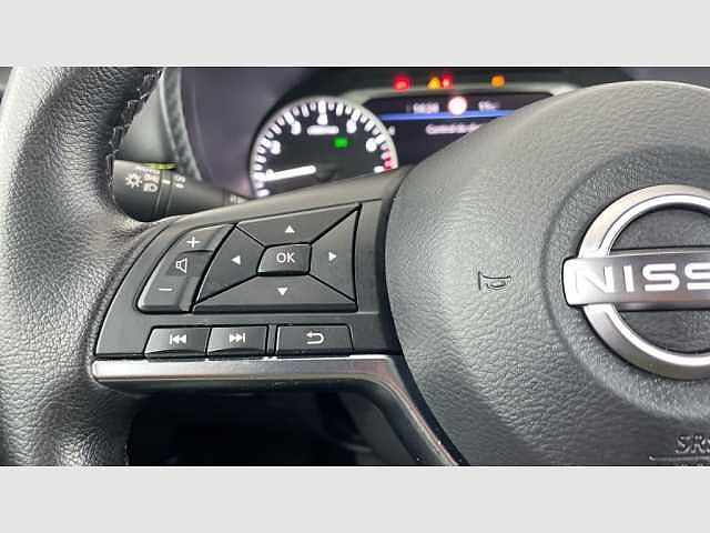 Nissan JUKE DIG-T 84 kW (114 CV) 6M/T Kiiro