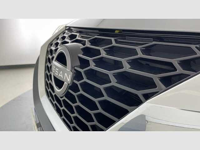 Nissan JUKE DIG-T 84 kW (114 CV) 6M/T Kiiro