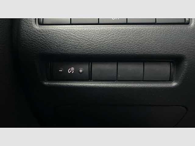 Nissan Qashqai DIG-T 116kW mHEV Xtronic Tekna