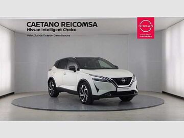 Nissan Qashqai DIG-T 116kW mHEV Xtronic Tekna Lunar White con Techo Midnight Black (metalizado)