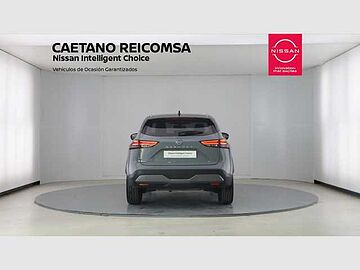 Nissan Qashqai DIG-T 116kW (158CV) mHEV 4x2 Tekna Katana Grey con Techo Midnight Black (metalizado)