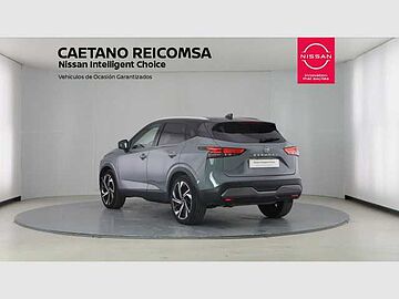 Nissan Qashqai DIG-T 116kW (158CV) mHEV 4x2 Tekna Katana Grey con Techo Midnight Black (metalizado)