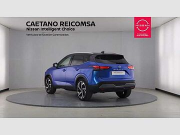 Nissan Qashqai DIG-T 116kW (158CV) mHEV 4x2 Tekna Magnetic Blue con Techo Midnight Black (metalizado)