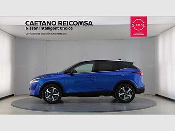 Nissan Qashqai E-POWER 140 KW (190 CV) N-Connecta Magnetic Blue con Techo Midnight Black (metalizado)